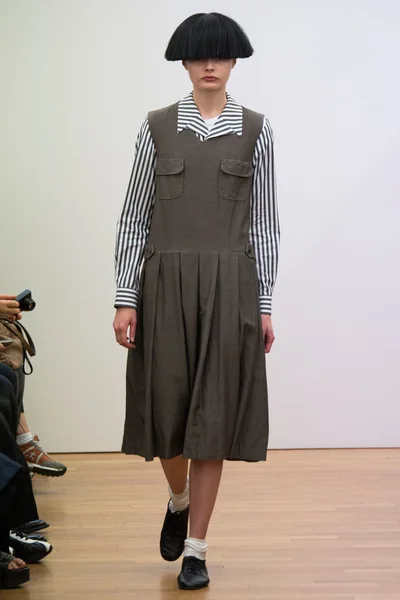 Look 3